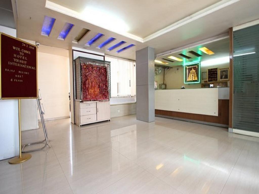 Hotel Tourist International Πούνε Εξωτερικό φωτογραφία